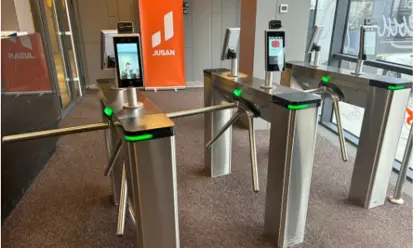 Control de accesos con tarjeta RFID, Rostro