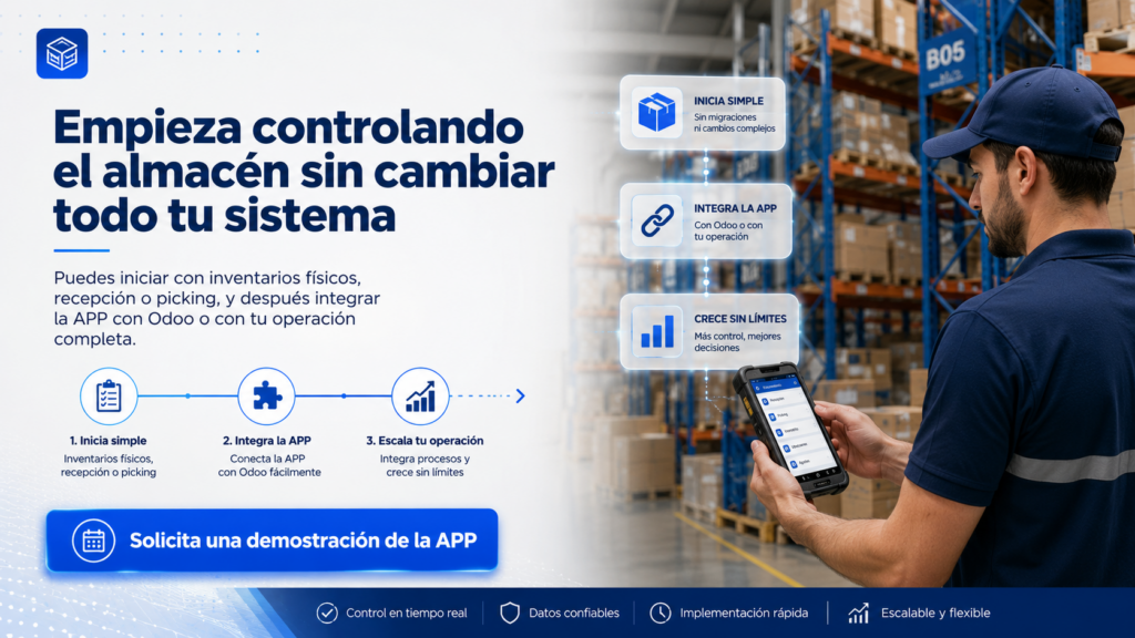 Operador de almacén usando una app móvil para iniciar control de inventarios, recepción o picking e integrarla después con Odoo o con la operación completa.